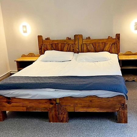 Dil Hill By Sam Bed and Breakfast Dilidzjan Buitenkant foto