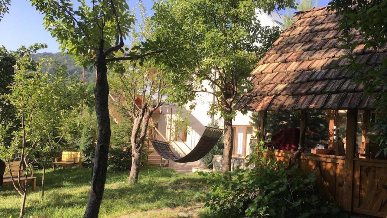 Dil Hill By Sam Bed and Breakfast Dilidzjan Buitenkant foto